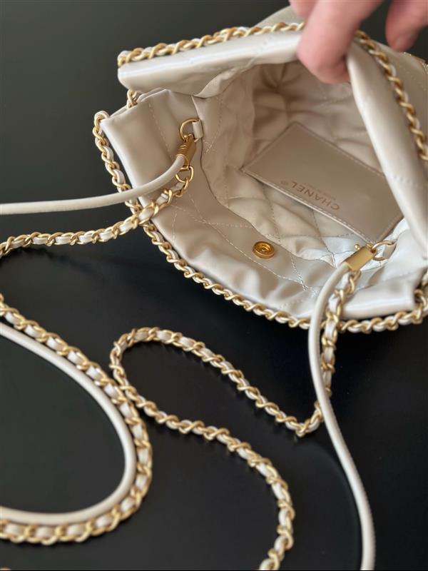 2026127215211551 600